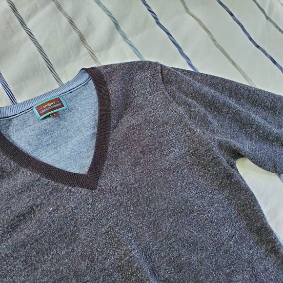 Haight & Ashbury wool blend v-neck sweater - Picture 3 of 3